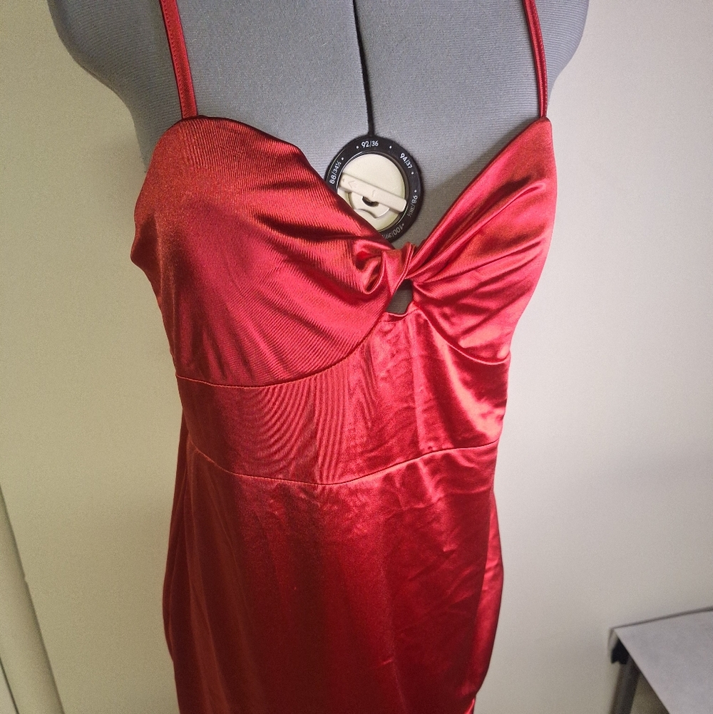 Chic Red Satin Midi Dress